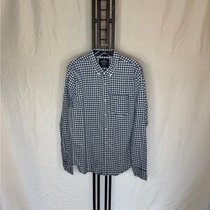 Hollister Men's Navy and White Plaid‎ Shirt